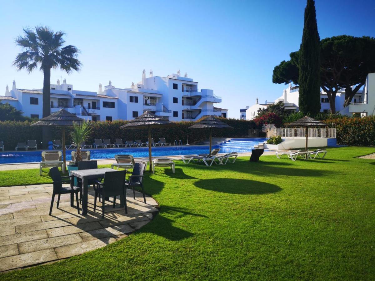 Solar Dos Vilarinhos - By Bedzy Albufeira Exteriör bild